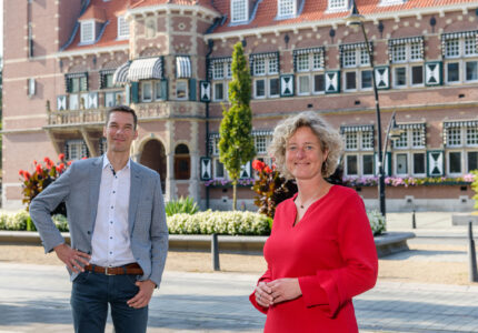 Ieke Roelofs en Roeland Sluiskes accountmanagers van het Ondernemersplein gemeente Zeist.